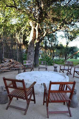 Caprivi Houseboat Safari Lodge 카티마무릴로 외부 사진